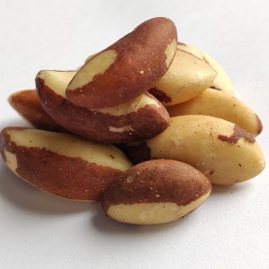 Orzechy brazylijskie duże (naturalne....) 100g - Dary Podlasia